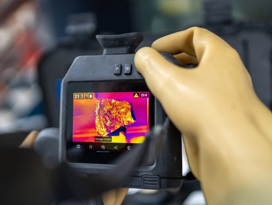 Drake-Electrical-Services-thermography data server being installed